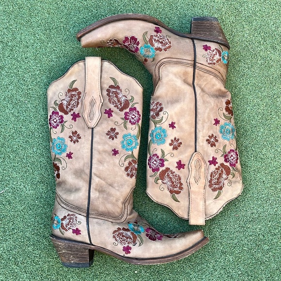 Corral Vintage Embroidered Cowboy Boots - Picture 1 of 16